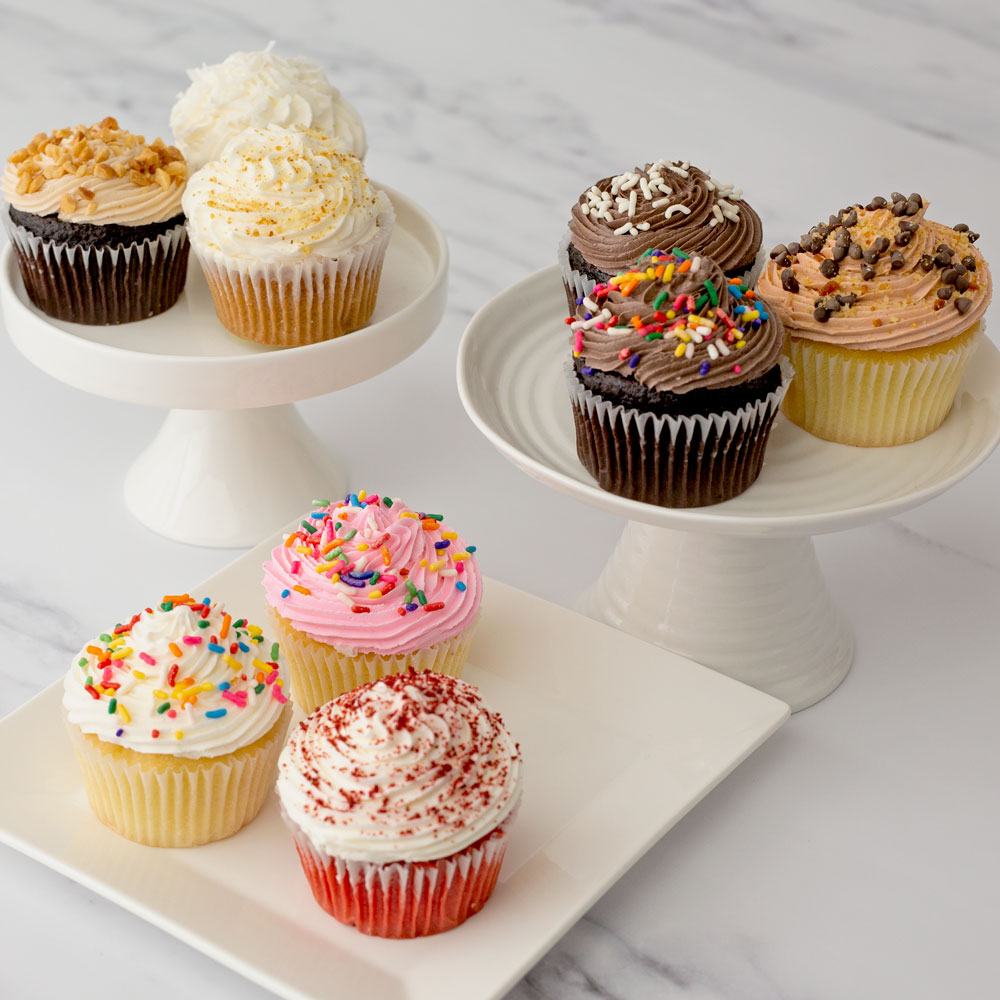  9pc Gourmet Cupcake Favorites