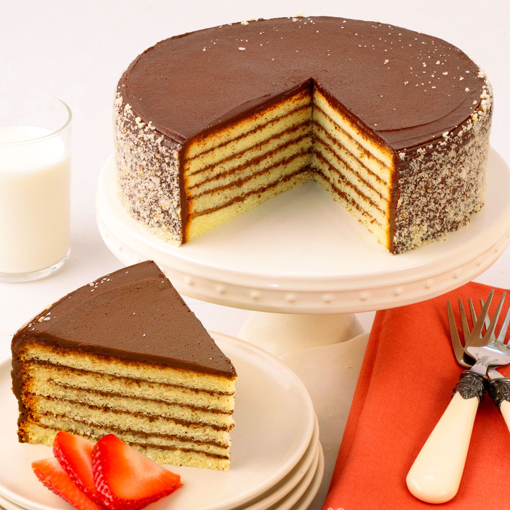  Golden Fudge Southern-Style Cake