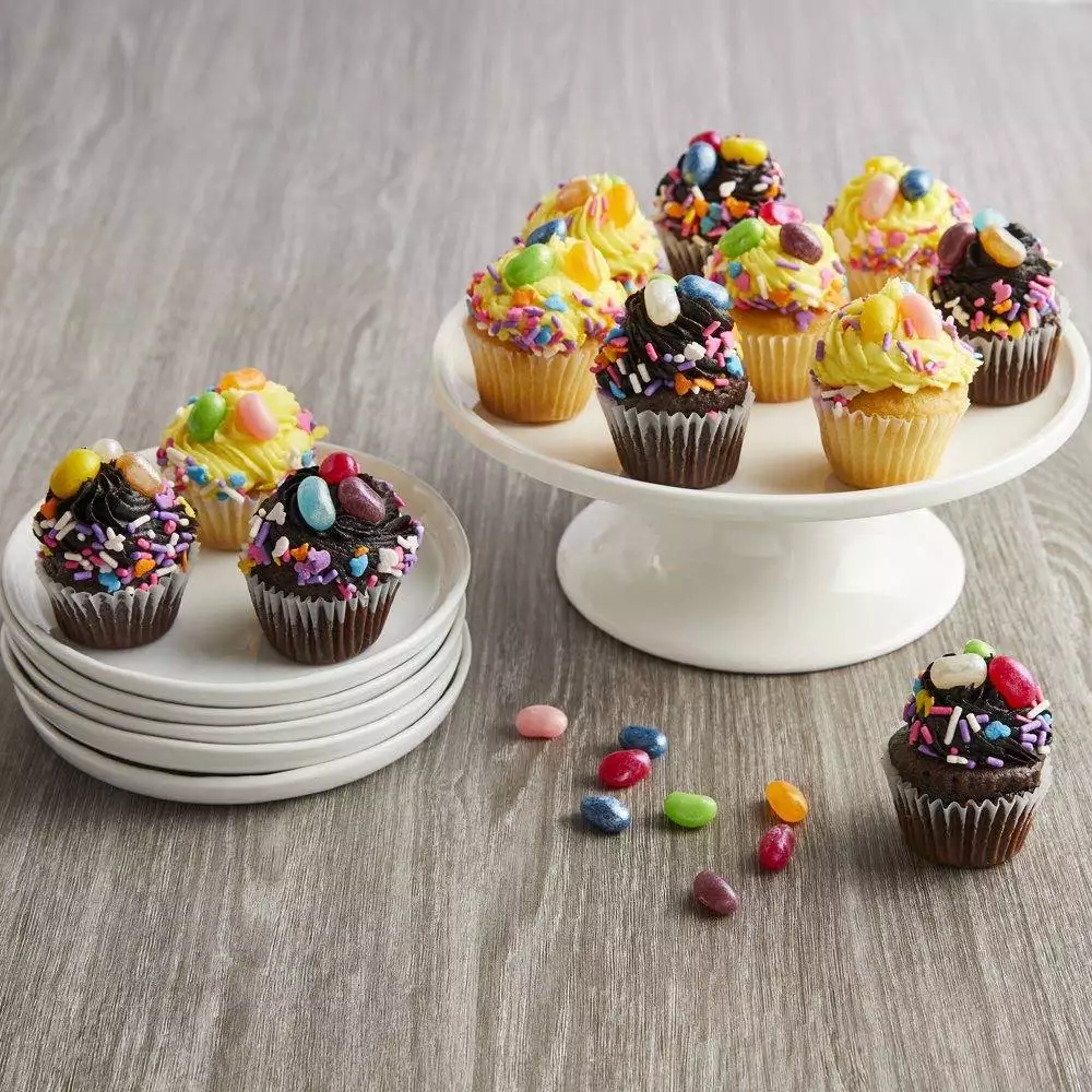 Image of Mini Easter Cupcakes