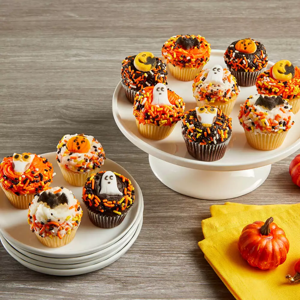 Image of Mini Halloween Cupcakes